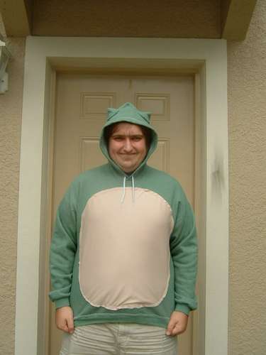 Pokeacutefan-costume-Snorlax.jpg