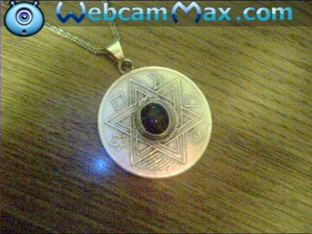 wierd necklace front.png